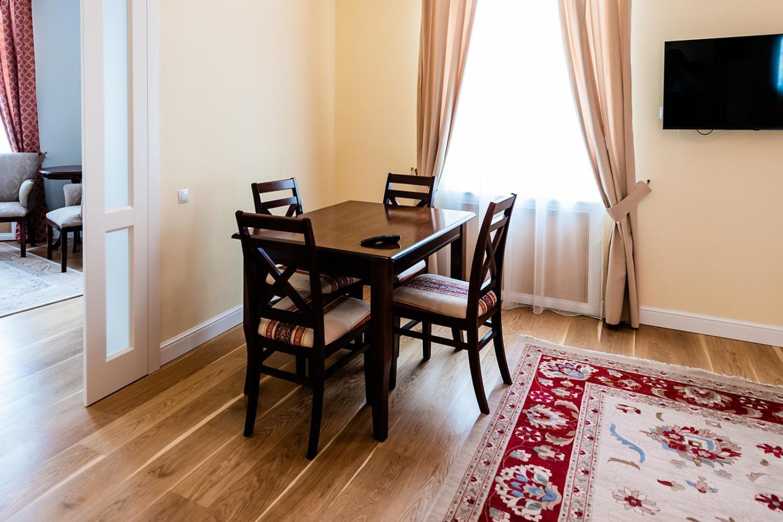 Casa Petra Apartment Sibiu Bagian luar foto