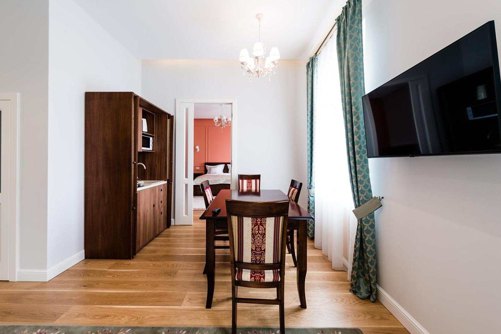 Casa Petra Apartment Sibiu Bagian luar foto