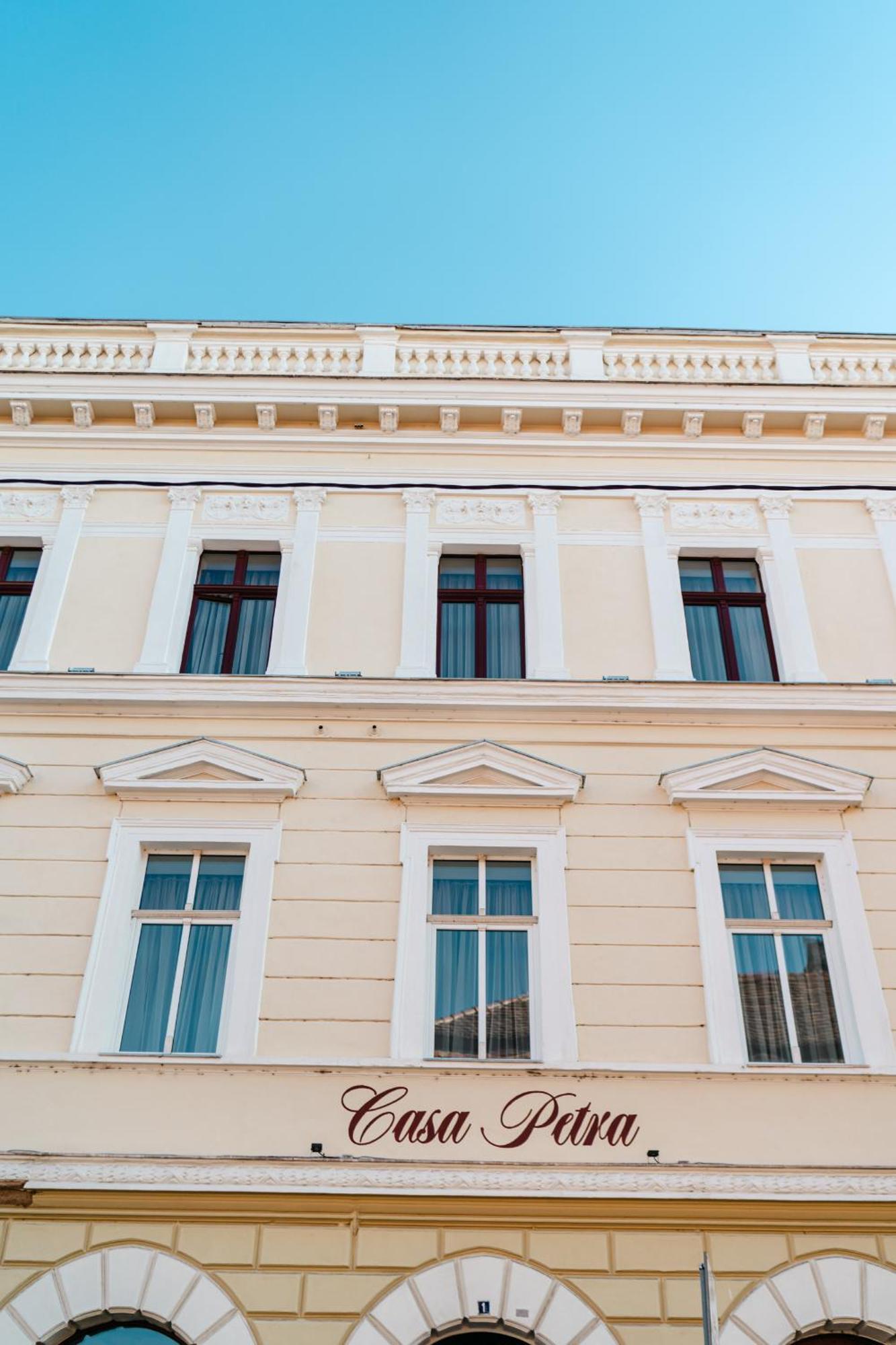 Casa Petra Apartment Sibiu Bagian luar foto